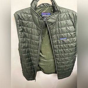 Men’s Green Patagonia Vest